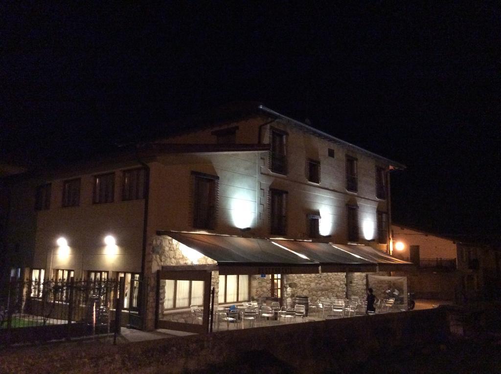 Hotel Rural Los Roturos Maestu المظهر الخارجي الصورة